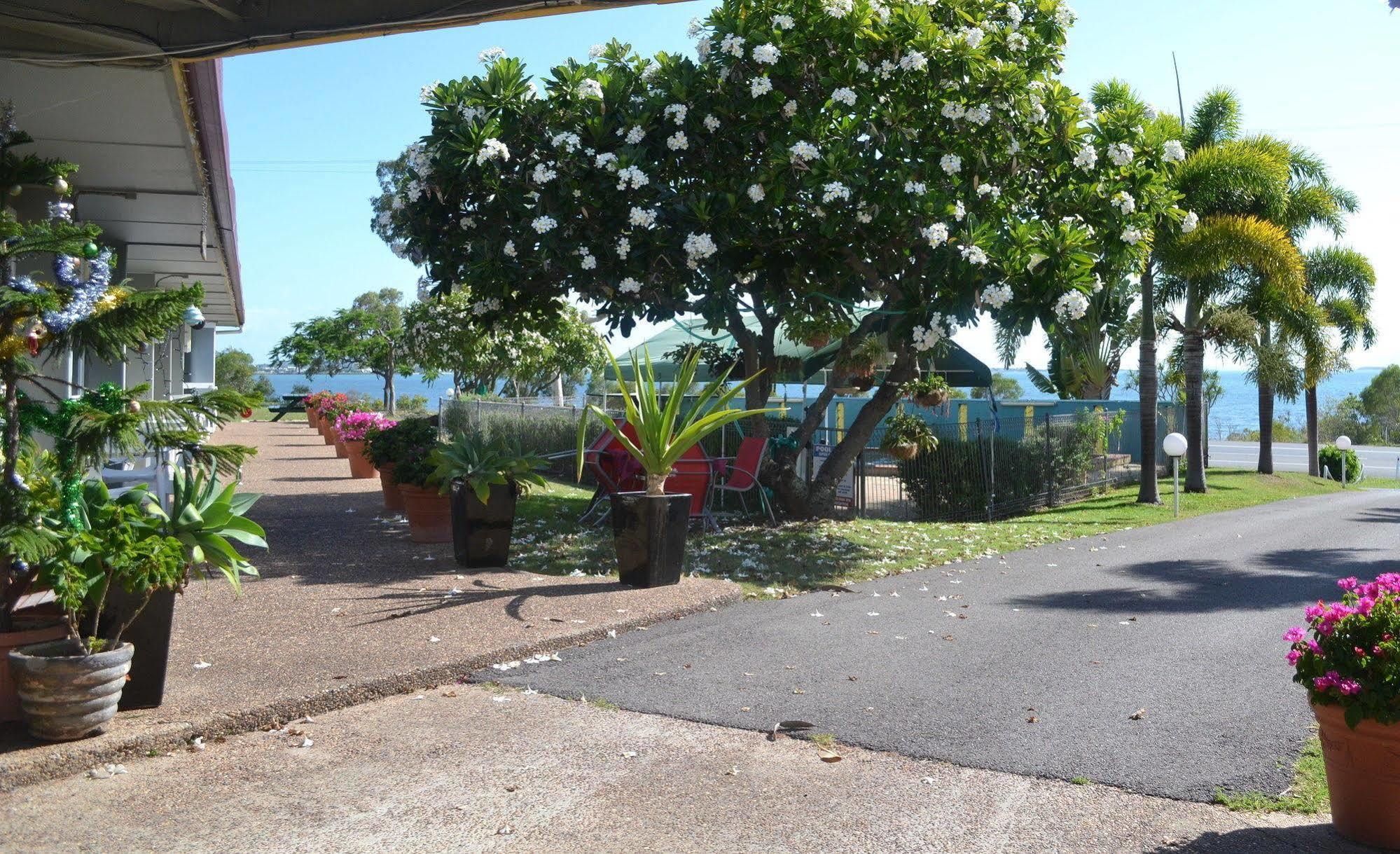 Ocean View Motel Bowen Extérieur photo